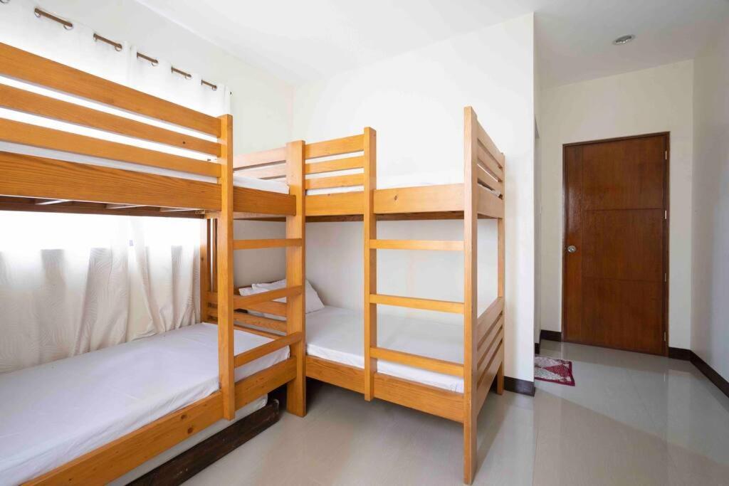 Four Bedroom Staycation House In Tagaytay Tagaytay City Exteriör bild