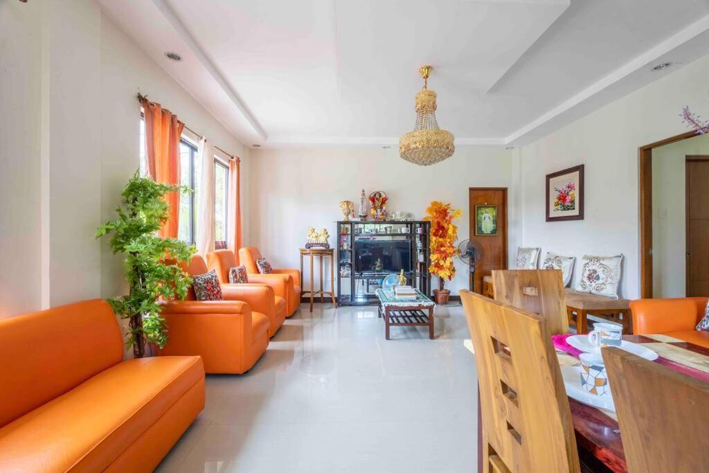 Four Bedroom Staycation House In Tagaytay Tagaytay City Exteriör bild